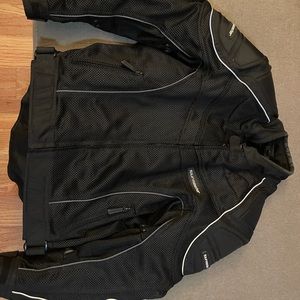 Tour master series 2 size 40 men’s Black motorcycle jacket